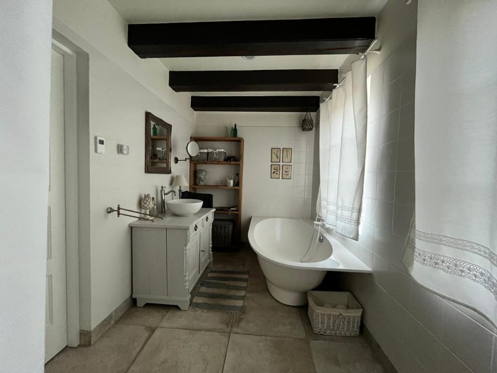 Ragares Beach House